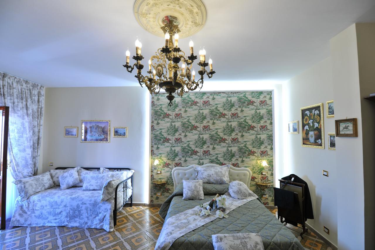 B&B Le Cycas Castellammare di Stabia Eksteriør billede