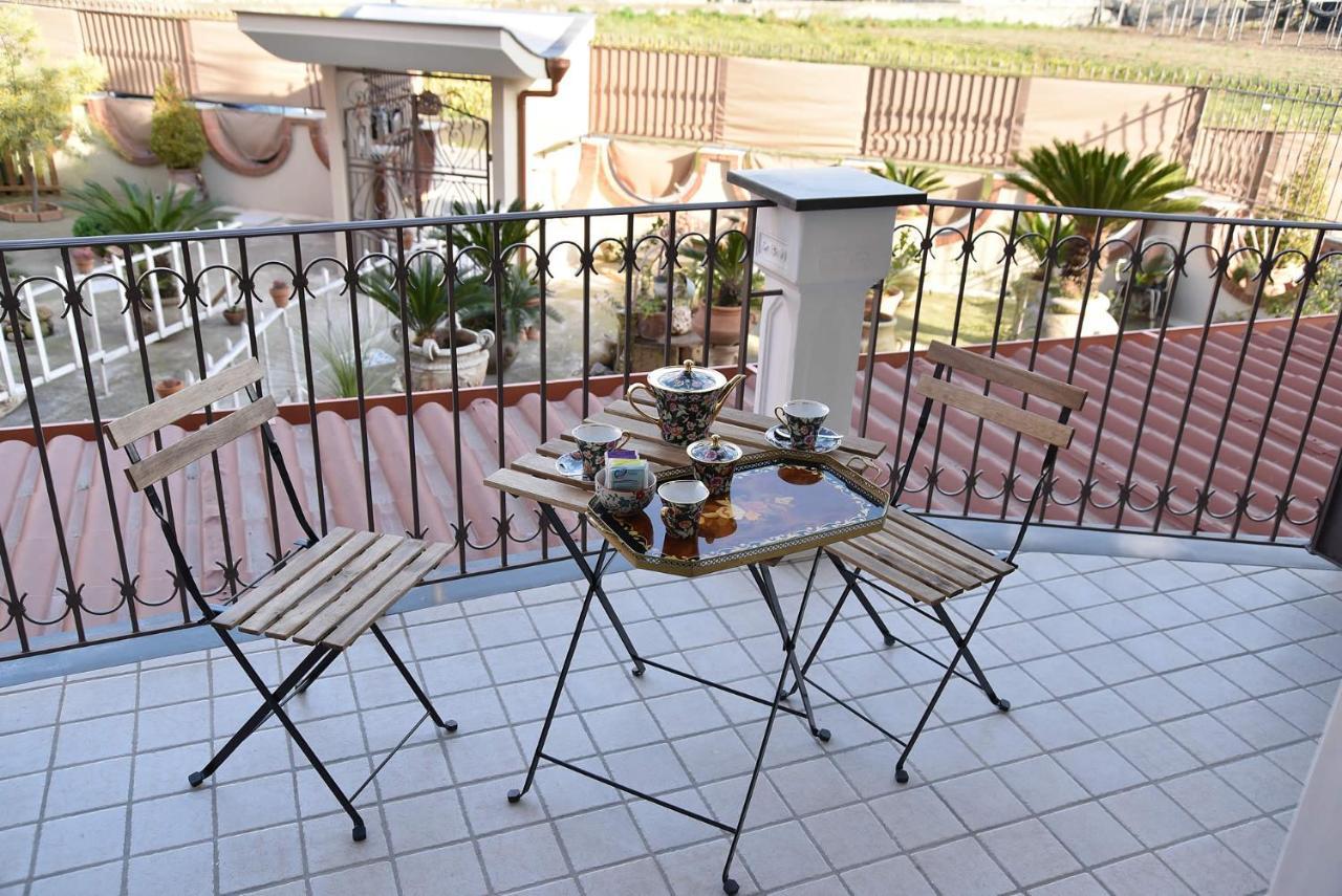 B&B Le Cycas Castellammare di Stabia Eksteriør billede